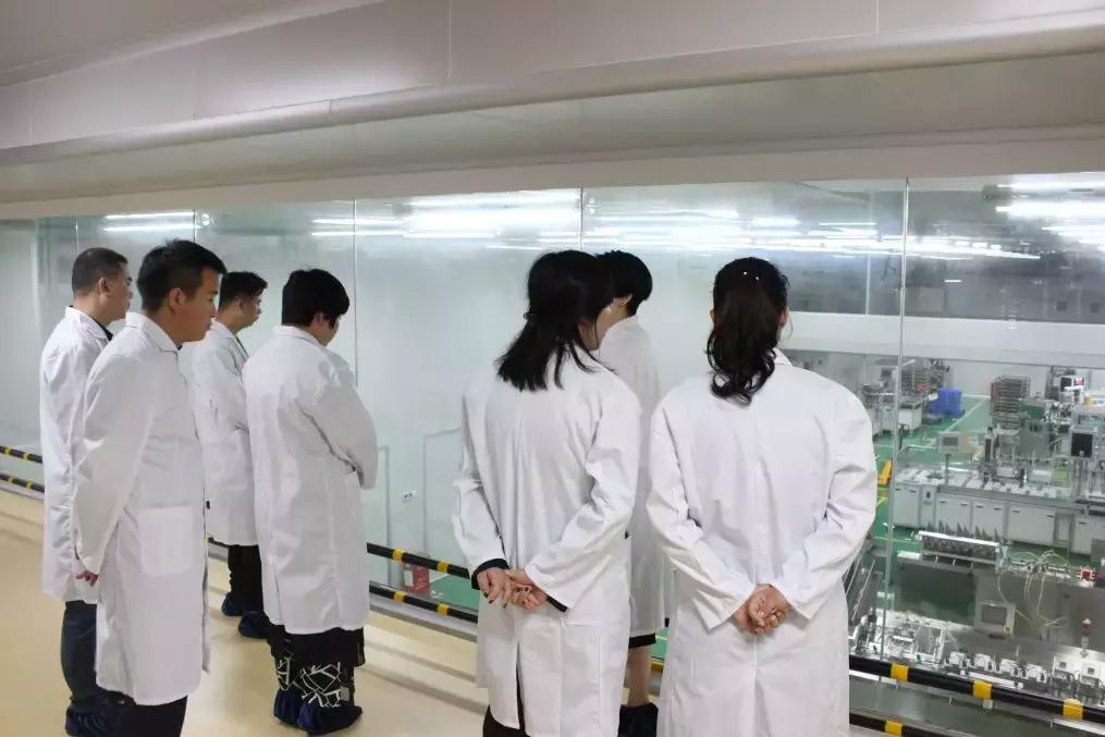 鑱氭ⅵ鍓嶈鑺傜洰,鑱氭ⅵ鍓嶈