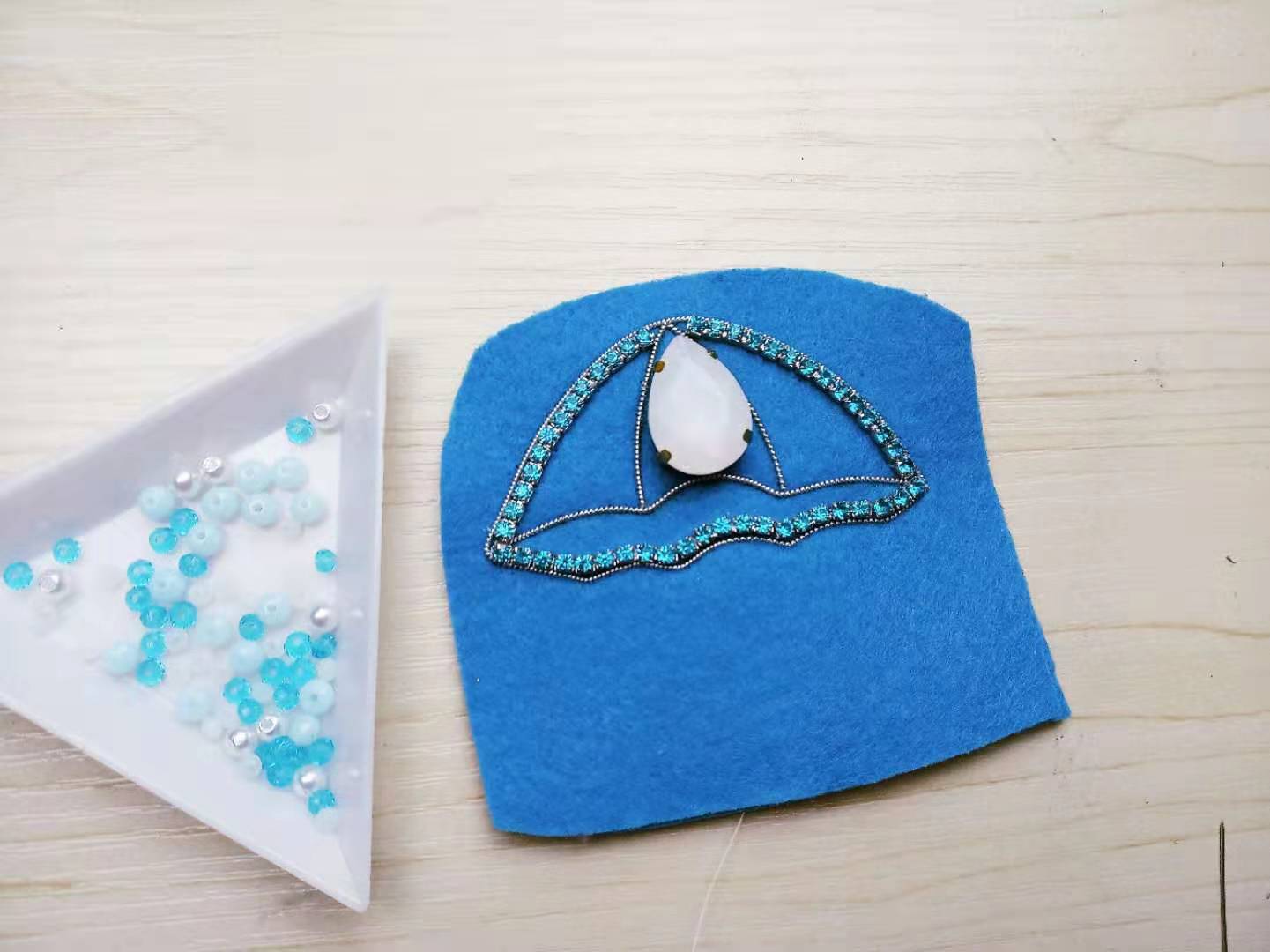 手工串珠小雨伞diy挂件教程,废物手工制作小雨伞