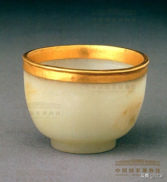 玉的颜色等级和寓意,玉什么颜色最贵