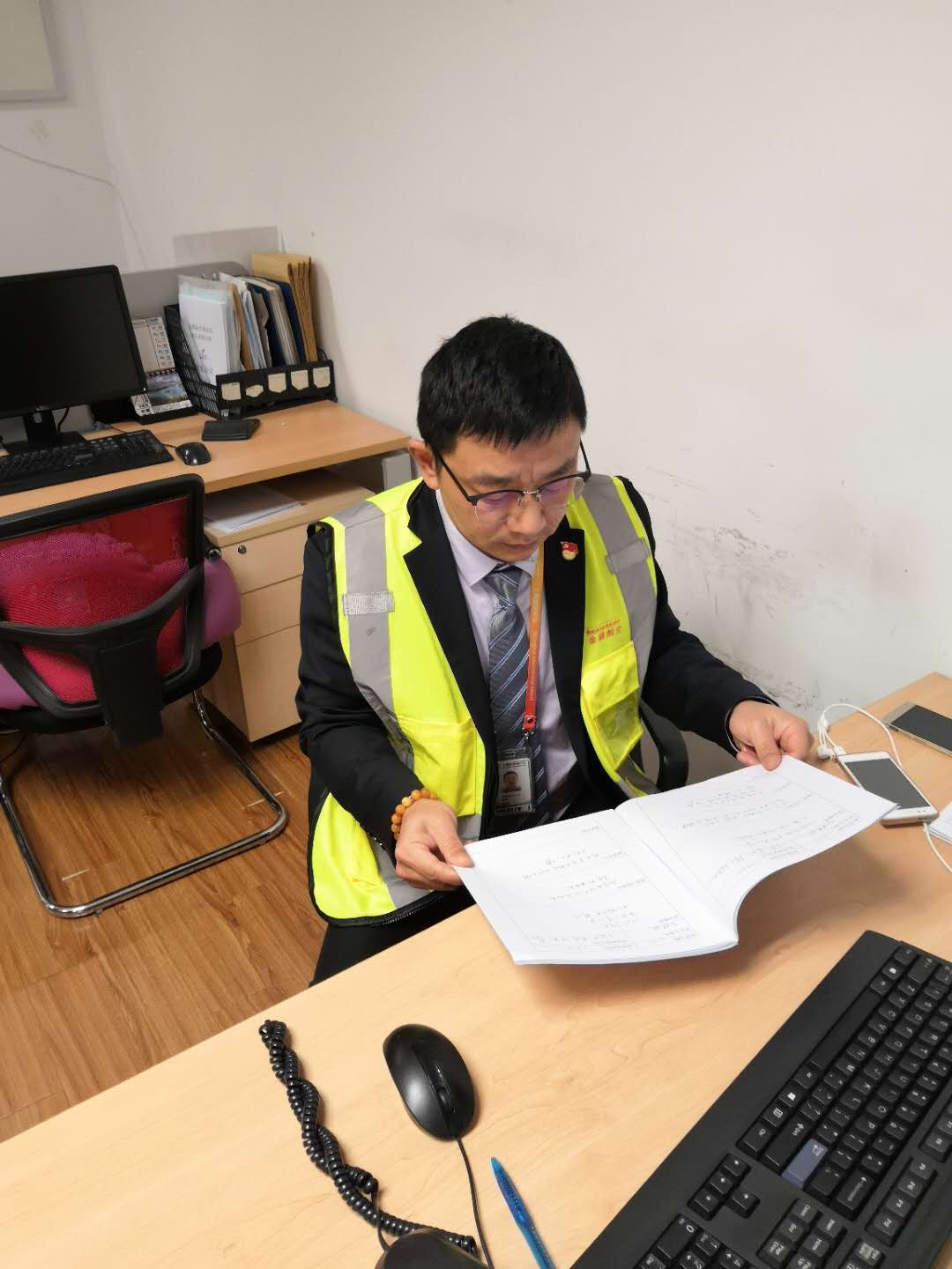 奔跑在魔都“虹浦两场”的人——上海地服分部林俊同志一线实录