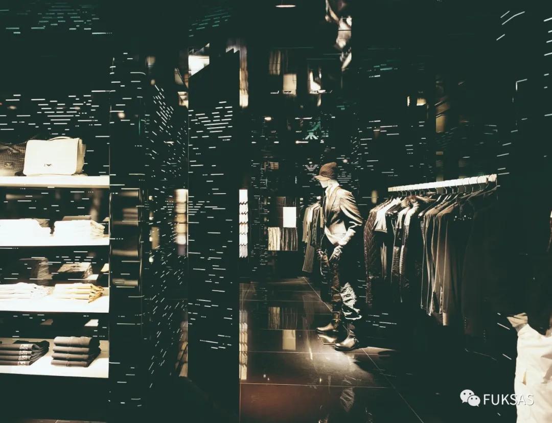 阿玛尼奢侈品店设计,阿玛尼旗舰店设计案例