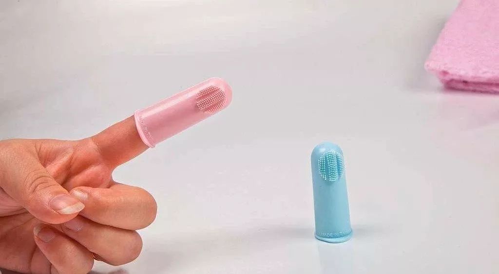 电动牙刷怎么选这三点很重要,两岁宝宝牙刷选u型还是普通的