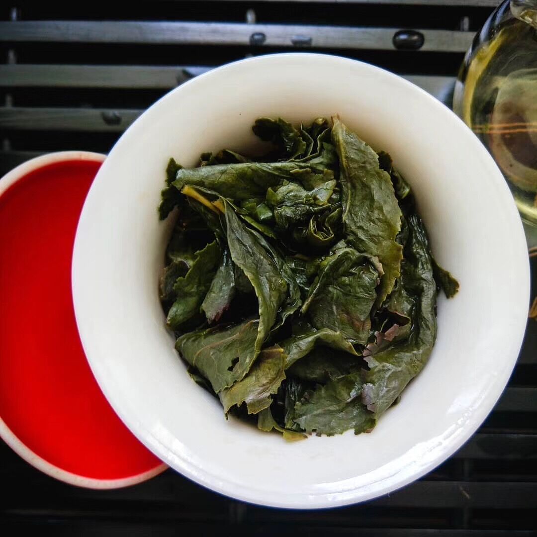 喝铁观音用的玻璃杯什么样的实用,双层玻璃杯铁观音的正确冲泡方法