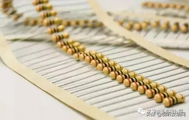 音响不发光什么问题,音响不好听是喇叭问题吗