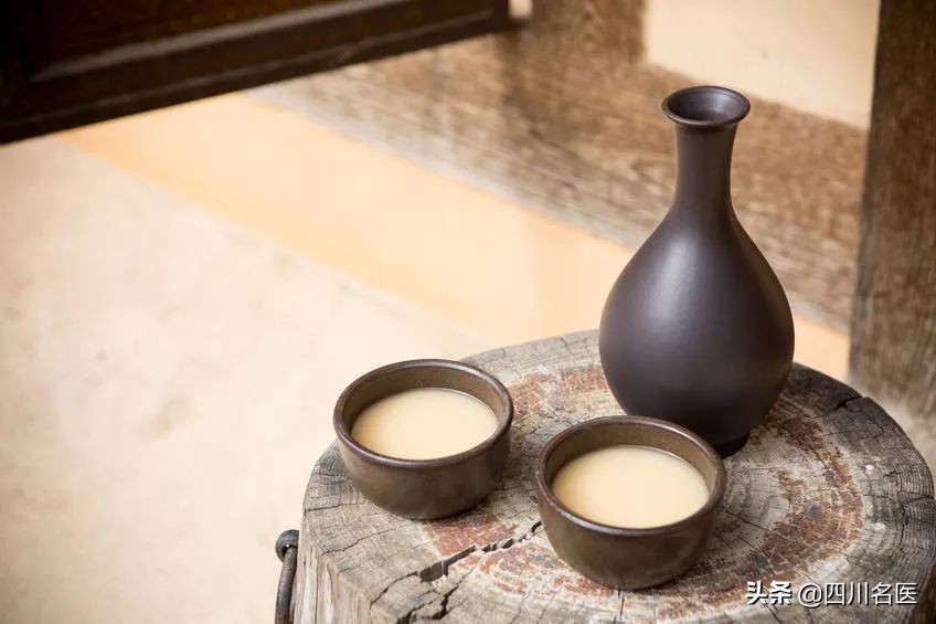 吃黑木耳进icu,木耳中毒住进icu