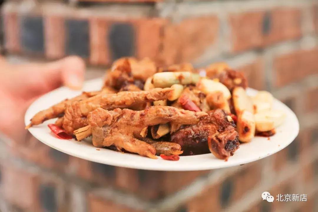 钘忓湪灏忓尯鐨勫皬鐮村簵,闅愯棌鍦ㄥ皬鍖洪噷鐨勫皬鐮村簵