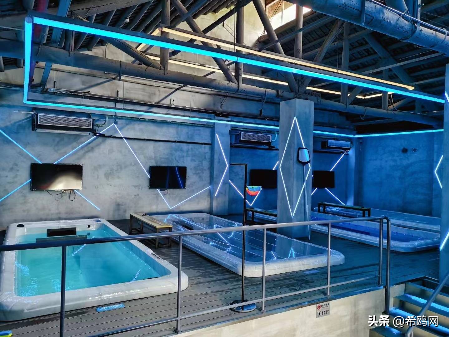 专访中国首家轻氧自泳俱乐部肖晓波：重新定义游泳健康新赛道