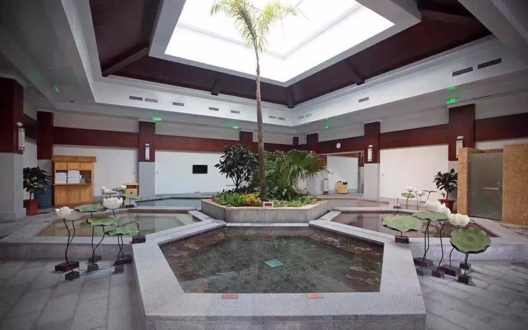 长春市附近泡温泉,长春适合冬天户外泡温泉的地方