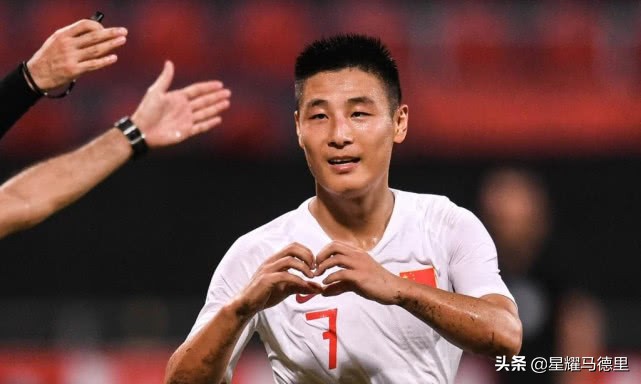 武磊西甲人缘,武磊晒与中国球迷合照