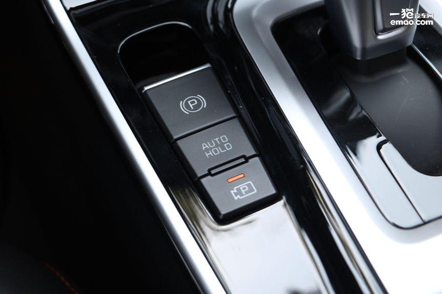 ix35现代2021款与起亚kx3傲跑,沉浸式体验起亚kx3傲跑潮流版