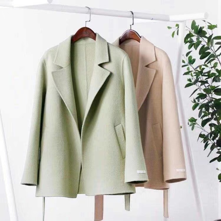 如何选择双面绒大衣,双面呢大衣款式怎么选