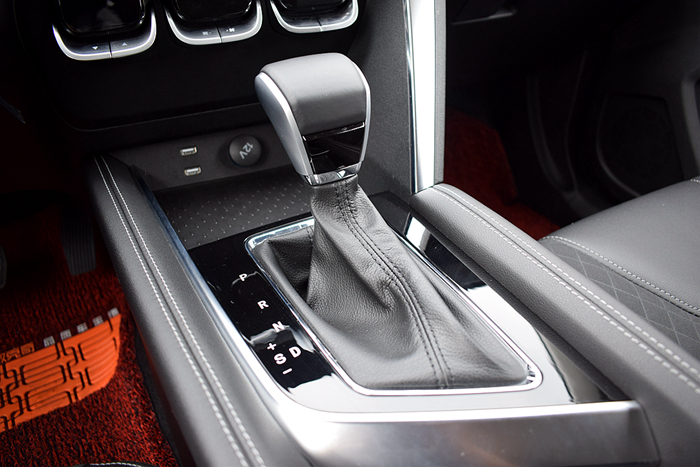 北汽绅宝智达x3试驾视频,北汽智达x3手动挡试驾视频