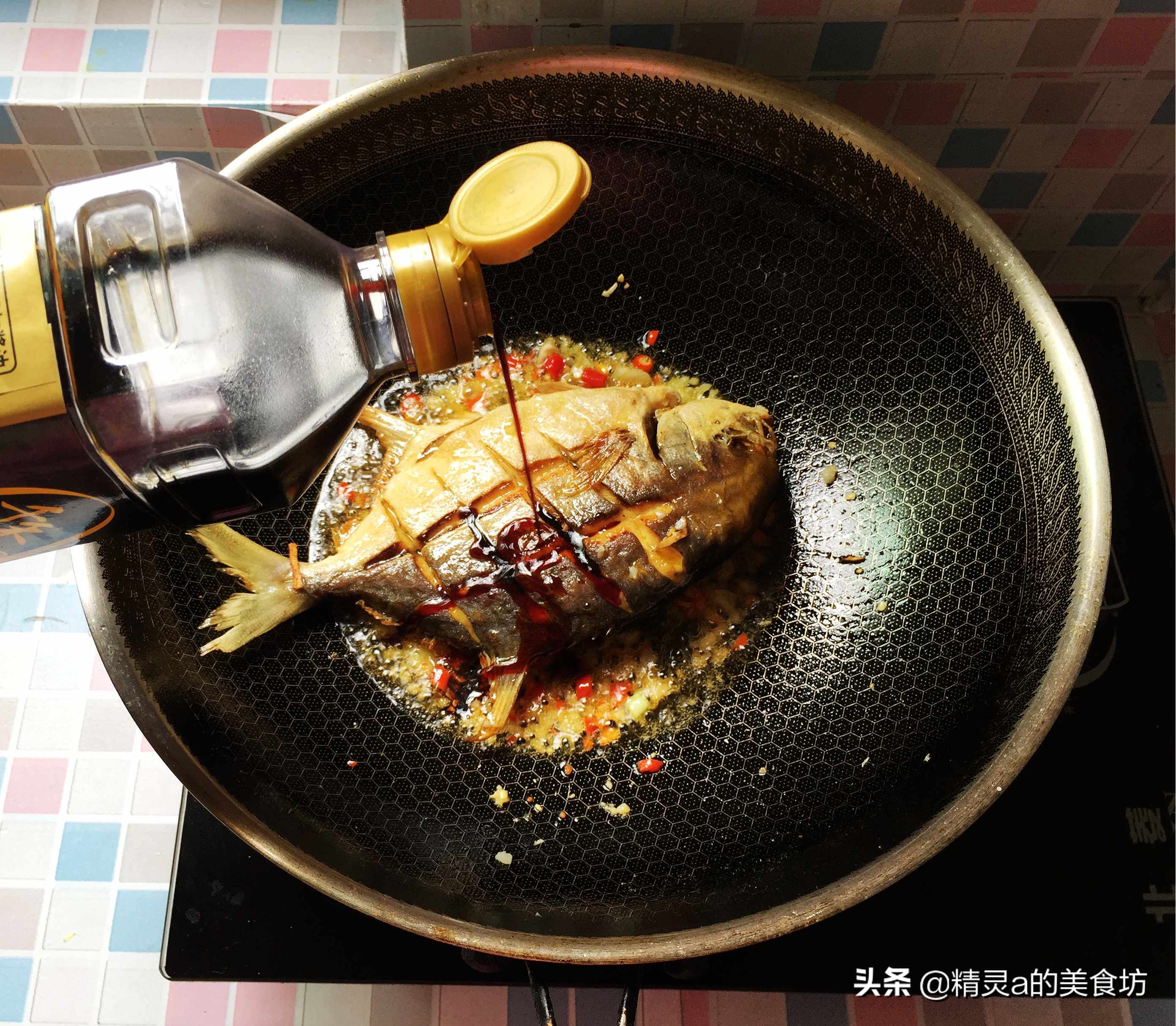鲳鱼这么烧绝对够味简单又快捷,鲳鱼怎么煎好吃又不粘锅