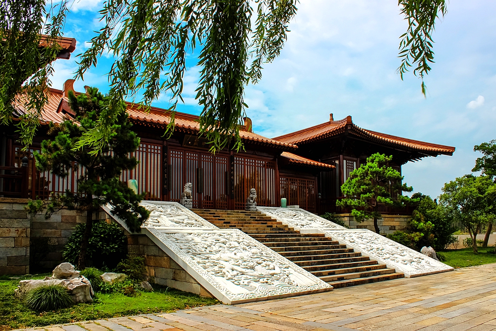 黄浦江是上海的母亲河全长114公里,上海母亲河黄浦江发源于哪个湖