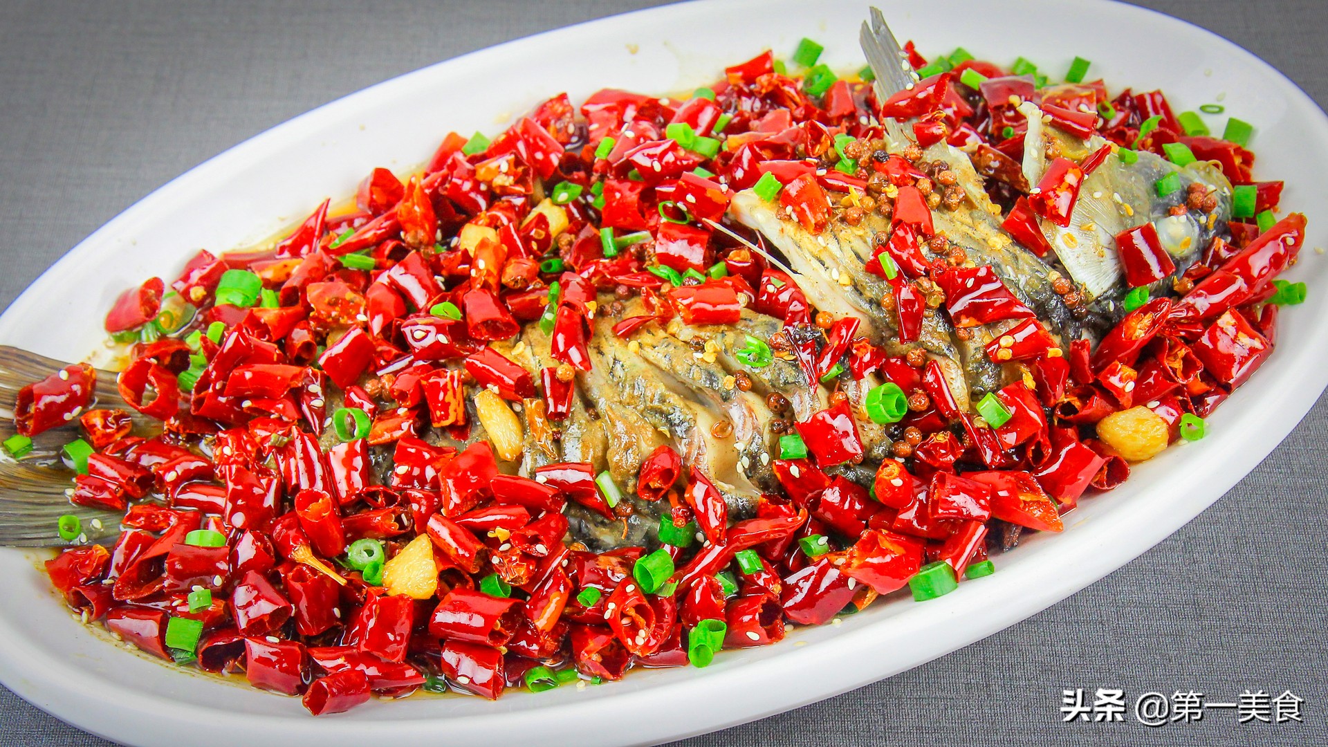 第一美食来凤鱼,香脆泼辣鱼的做法