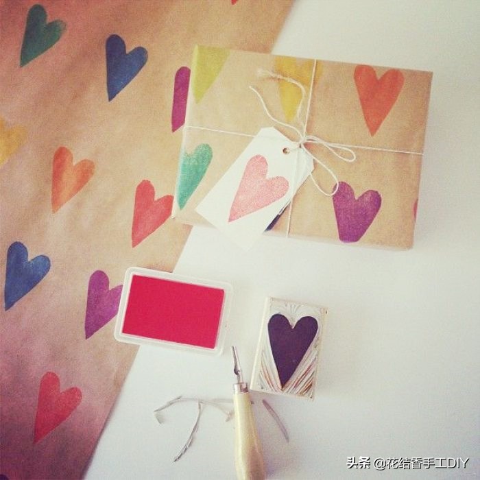 礼物手工diy好看,扁平型正方形礼物包装教程简单