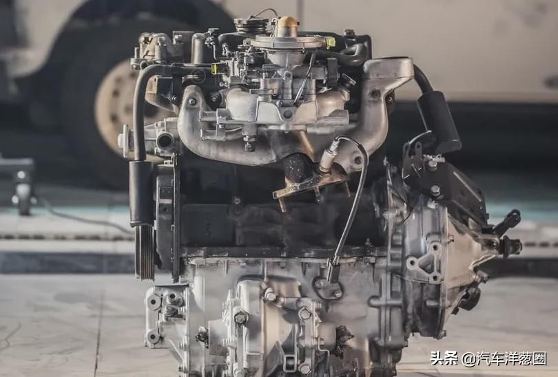 去4s店换机油的流程,4s店第一次换机油要钱吗