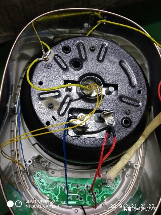 电饭煲温控保险一直烧什么原因,电饭煲老是烧保险是什么原因