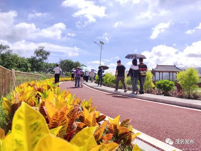 乡村振兴看辉煌,乡村振兴看东富