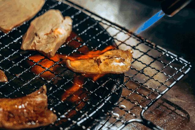 在昆明这家日料店，吃个寿司居然被“烫”到嘴