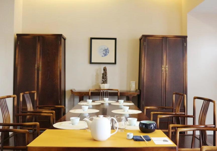 一边写一边流口水,红谷滩这些店可要好好的啊,脱下口罩我就来