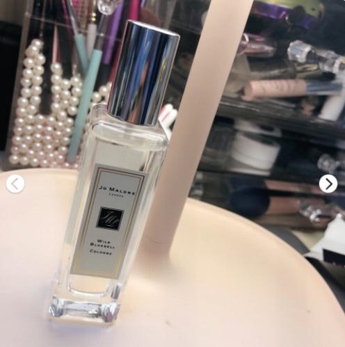 年轻的女孩子适合喷什么香水,20岁小女生香水推荐