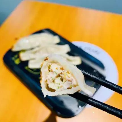 天津锅贴的正宗做法,天津红桥最好吃锅贴