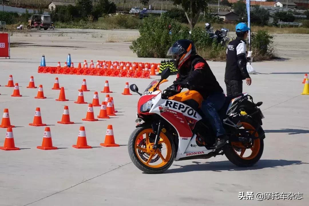 巡航摩托车驾驶技术教学,新手如何安全驾驶摩托