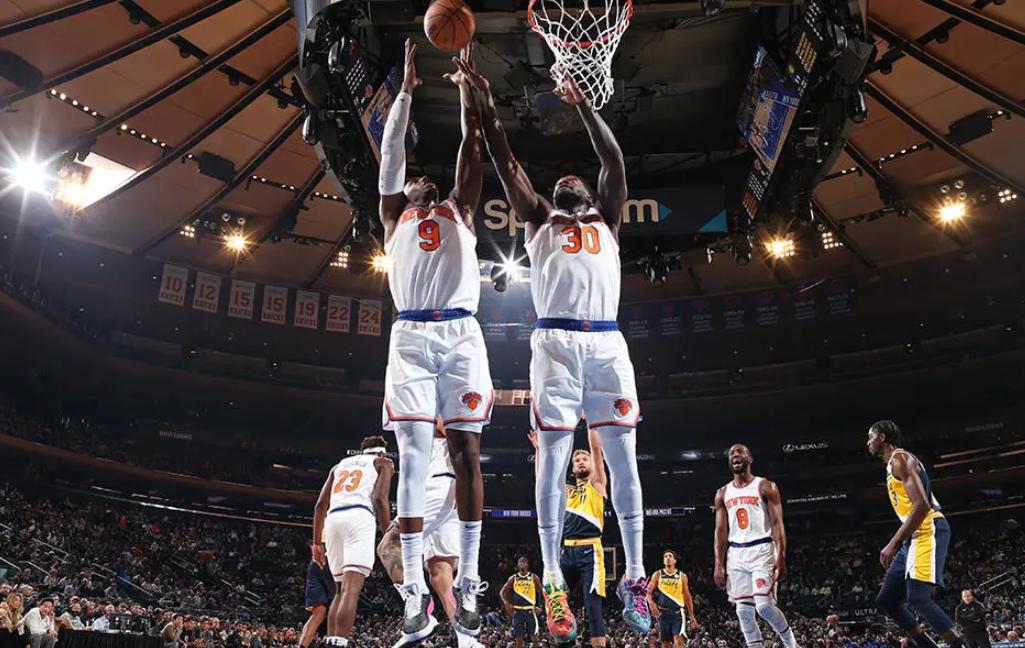 罗斯14分7助带队完成大逆转！尼克斯首发挖坑，罗斯打得太累了