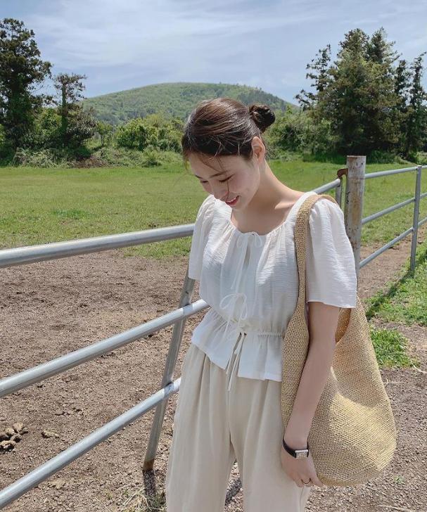 大瓶精华推荐美白抗皱,好用的大牌精华美白提亮的