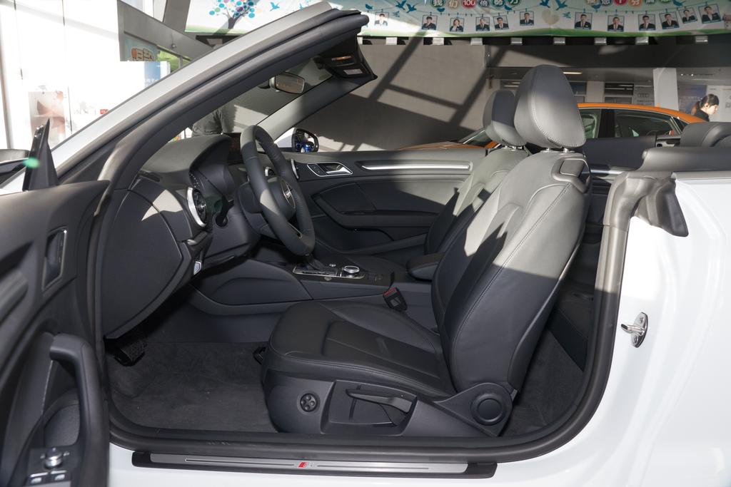 奥迪2019四座硬顶敞篷车,进口四座奥迪最新款