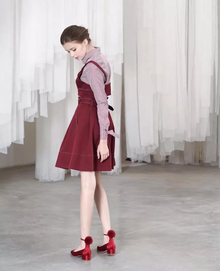 娜扎羽毛鞋子,娜扎鞋子和衣服