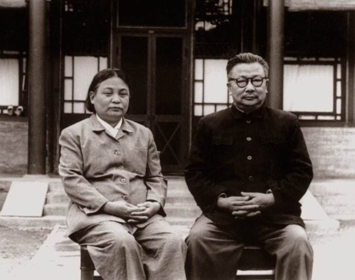 为革命,李克农一家经历了多少苦难?老父妻儿桩桩事,皆让人流泪