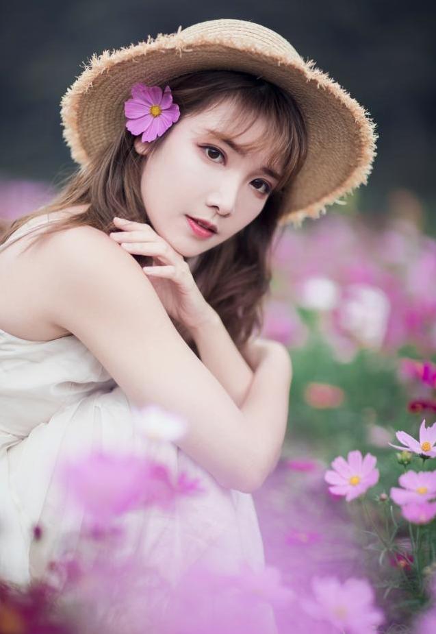 拿相机拍照怎么拍好看,拿照片拍照怎么拍