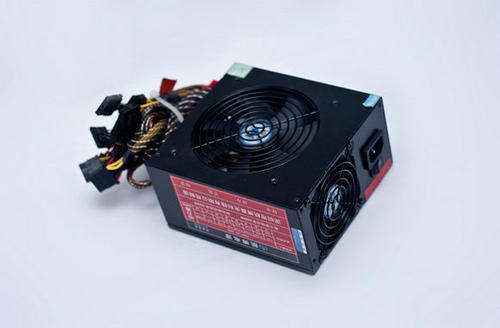 台式机电源选550w还是650w,台式机电源怎么选择主要看什么