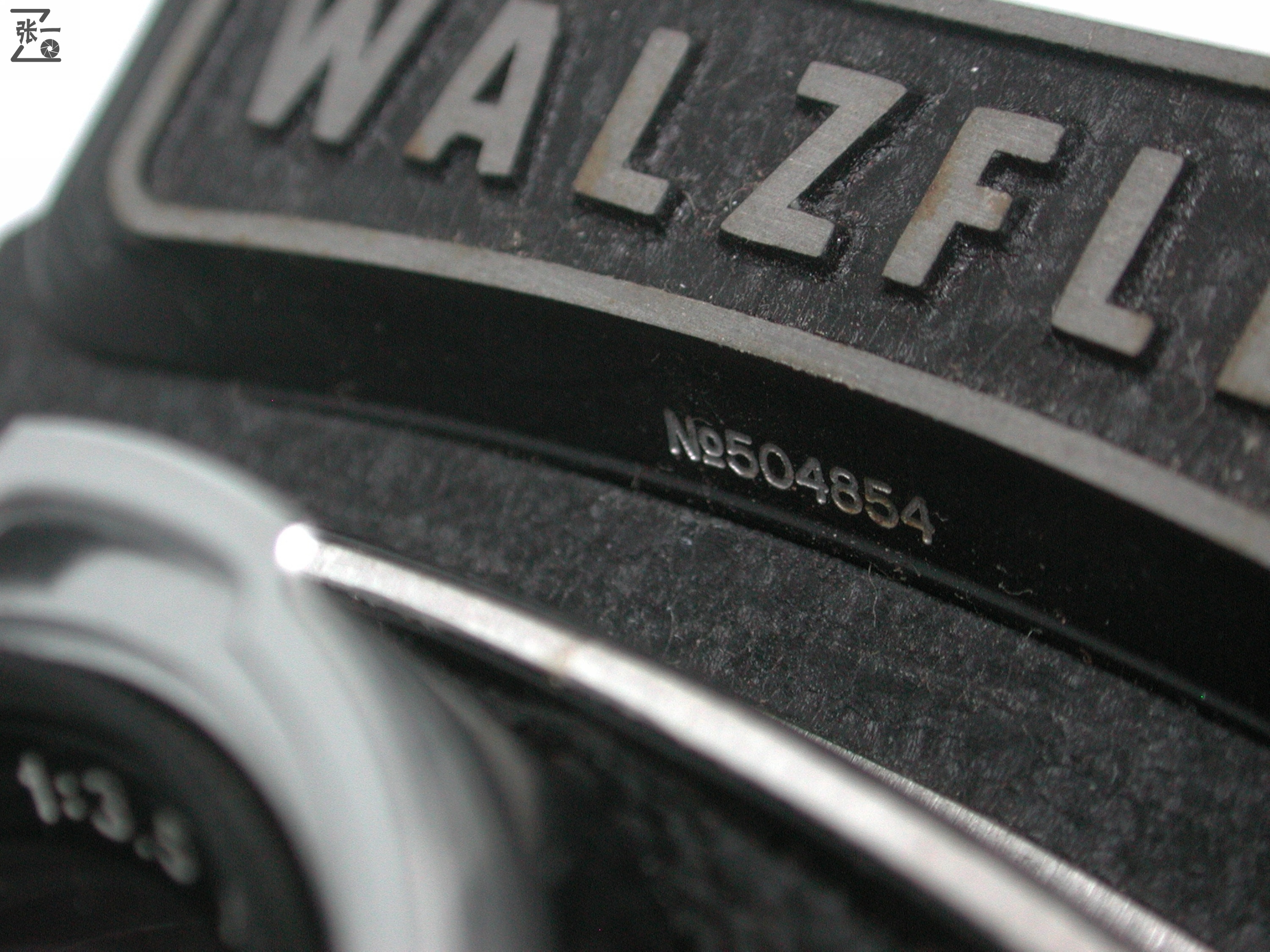 右手调焦的双反照相机：WalzflexIIIA！日本制造