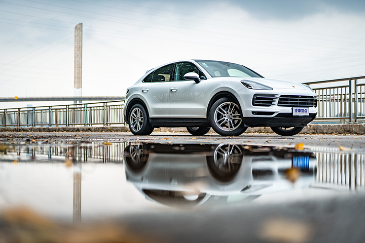 保时捷cayennescoupe试驾,保时捷cayenneturbogt
