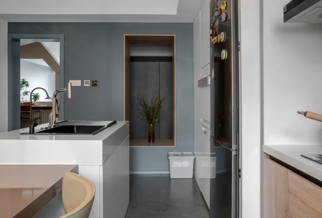 恒田家|房顶能长猫,书屋变树屋!120平梦幻三口之家