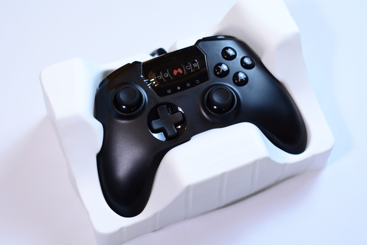 北通斯巴达游戏手柄连接switch,北通斯巴达3手柄连iphone玩游戏