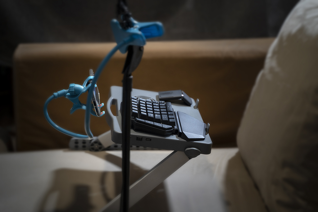 吃鸡神器键盘压枪测评,吃鸡神器测评键盘加手柄