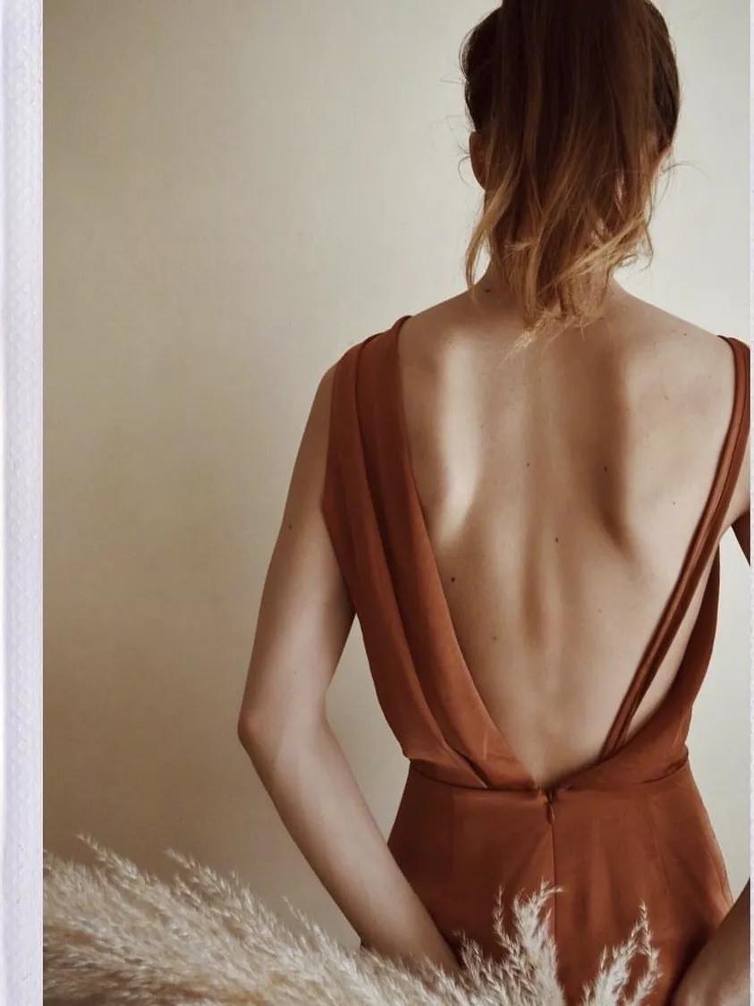 夏季美背内衣怎么穿,交叉美背内衣怎么穿才显大