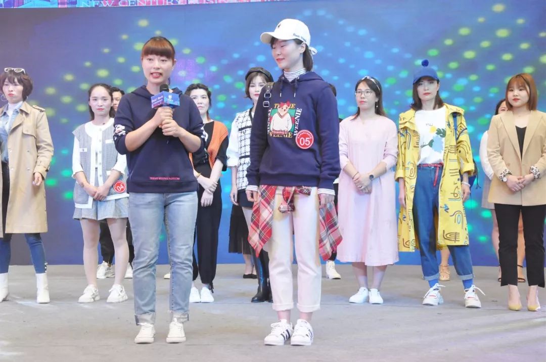 开元摆台技术比武视频,杭州开元名都大酒店技术比武