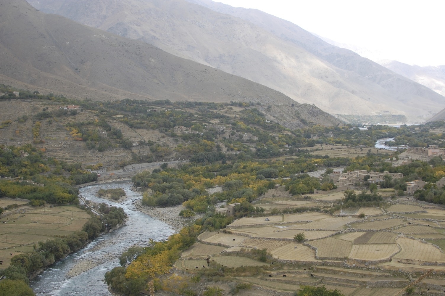 阿富汗还有未占领地区吗,阿富汗和塔利班交火最猛的一次