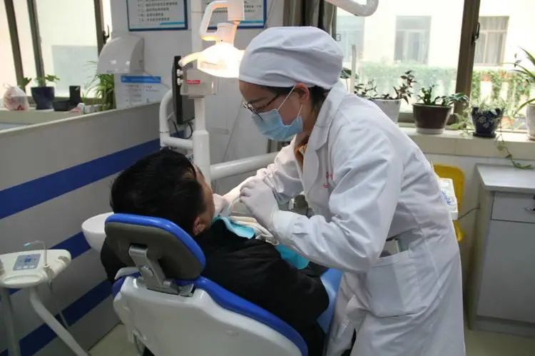 以后想出来当医生要报考什么专业,想考能做手术的医生要考什么专业