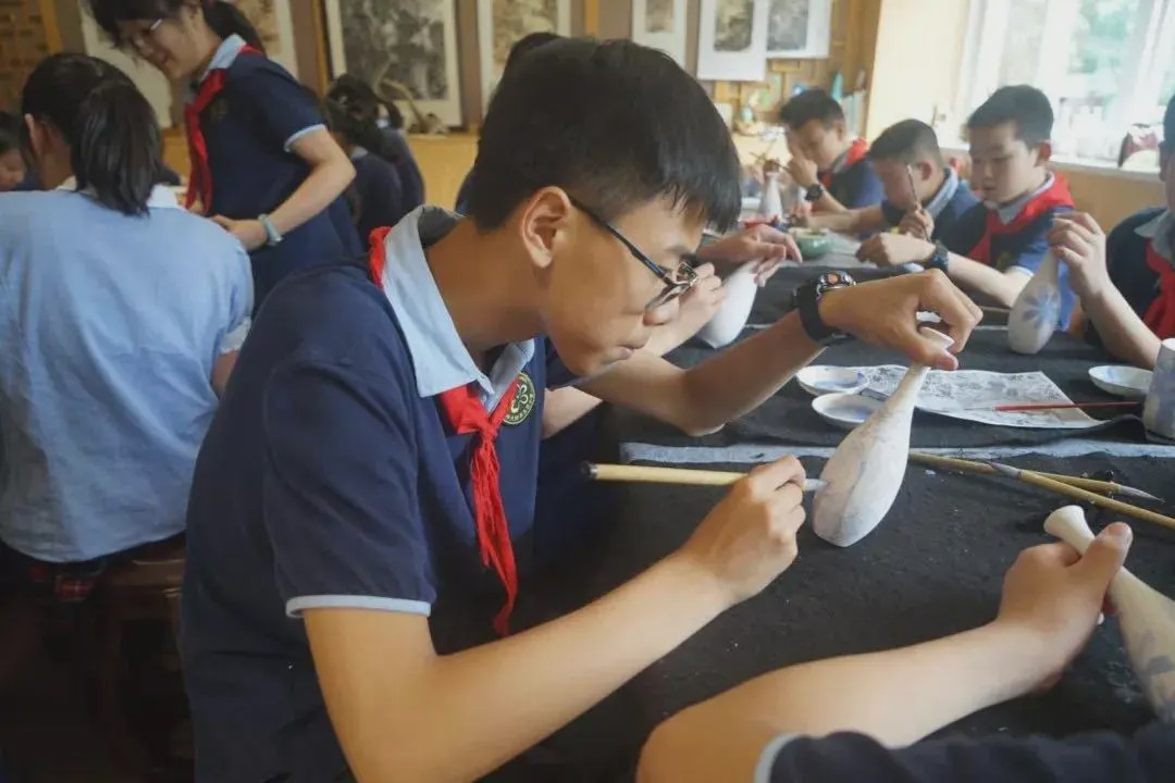 圣菲小学可以直升吗,10个理由告诉你为什么要留学