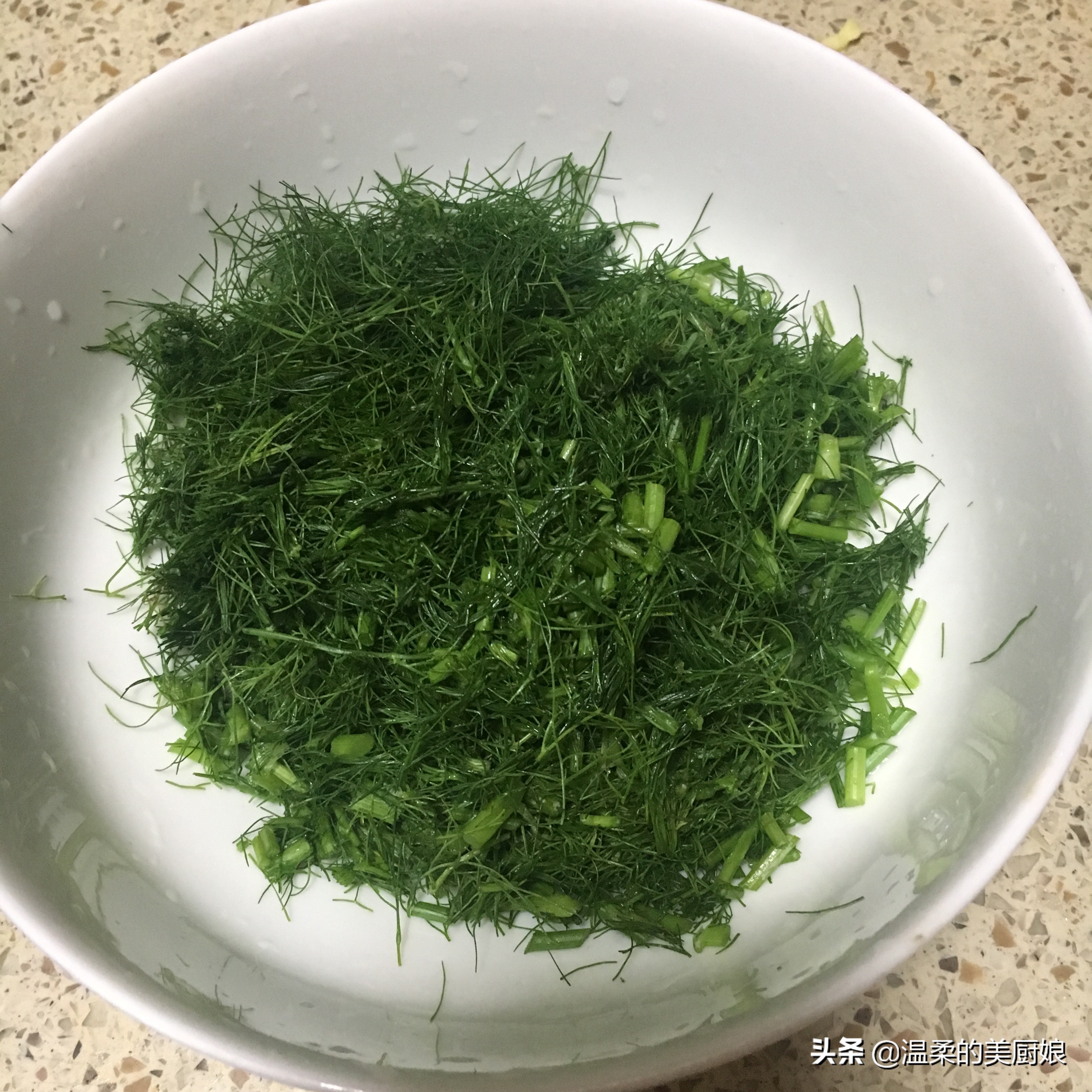 茴香苗除了吃饺子还能怎么做,用茴香苗做美食