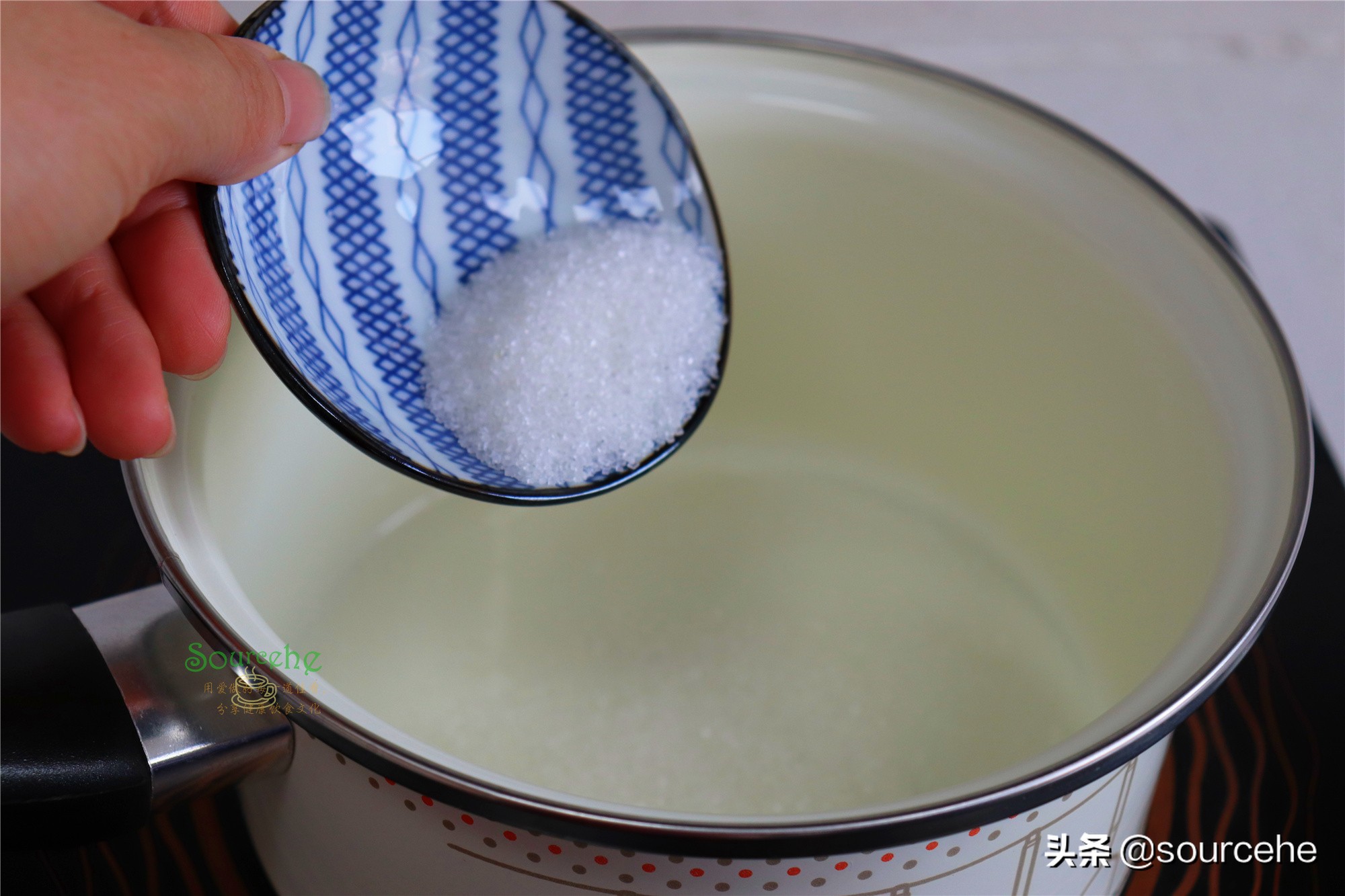 牛奶与生姜汁碰撞之后，香醇爽滑，甜中微辣，尤其适合女生吃