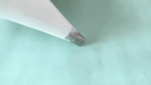 向日葵裱花手法教程简单易学,裱花的七种基础手法教程