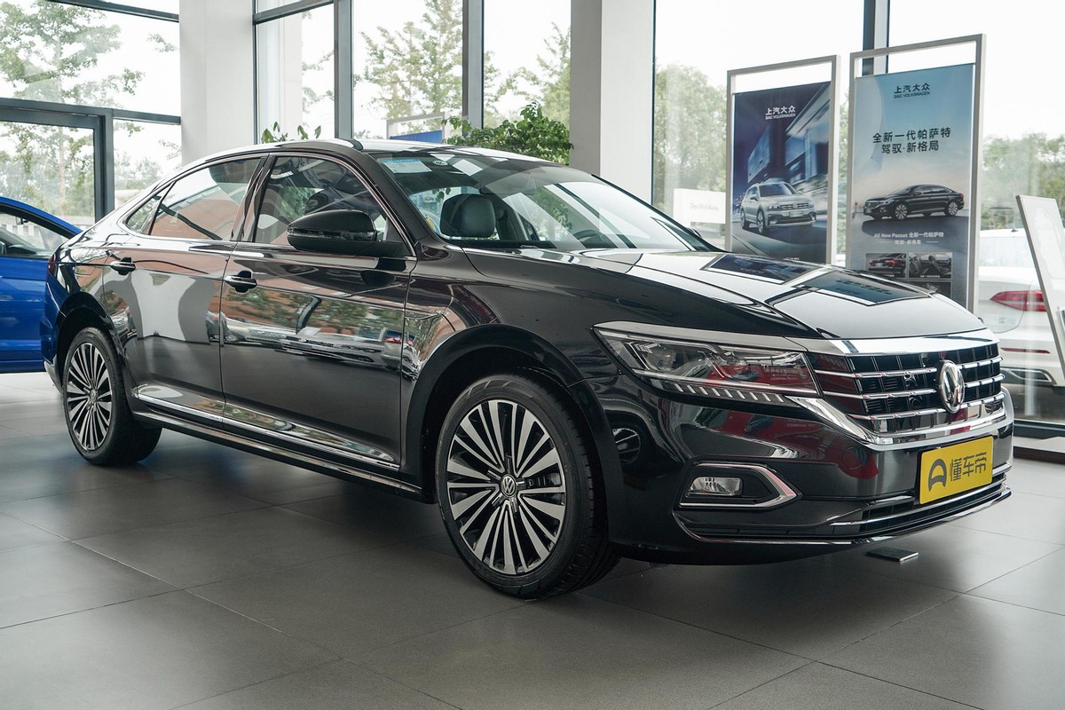 帕萨特机盖拉线断了怎么打开,帕萨特前盖拉线损坏怎么开车盖