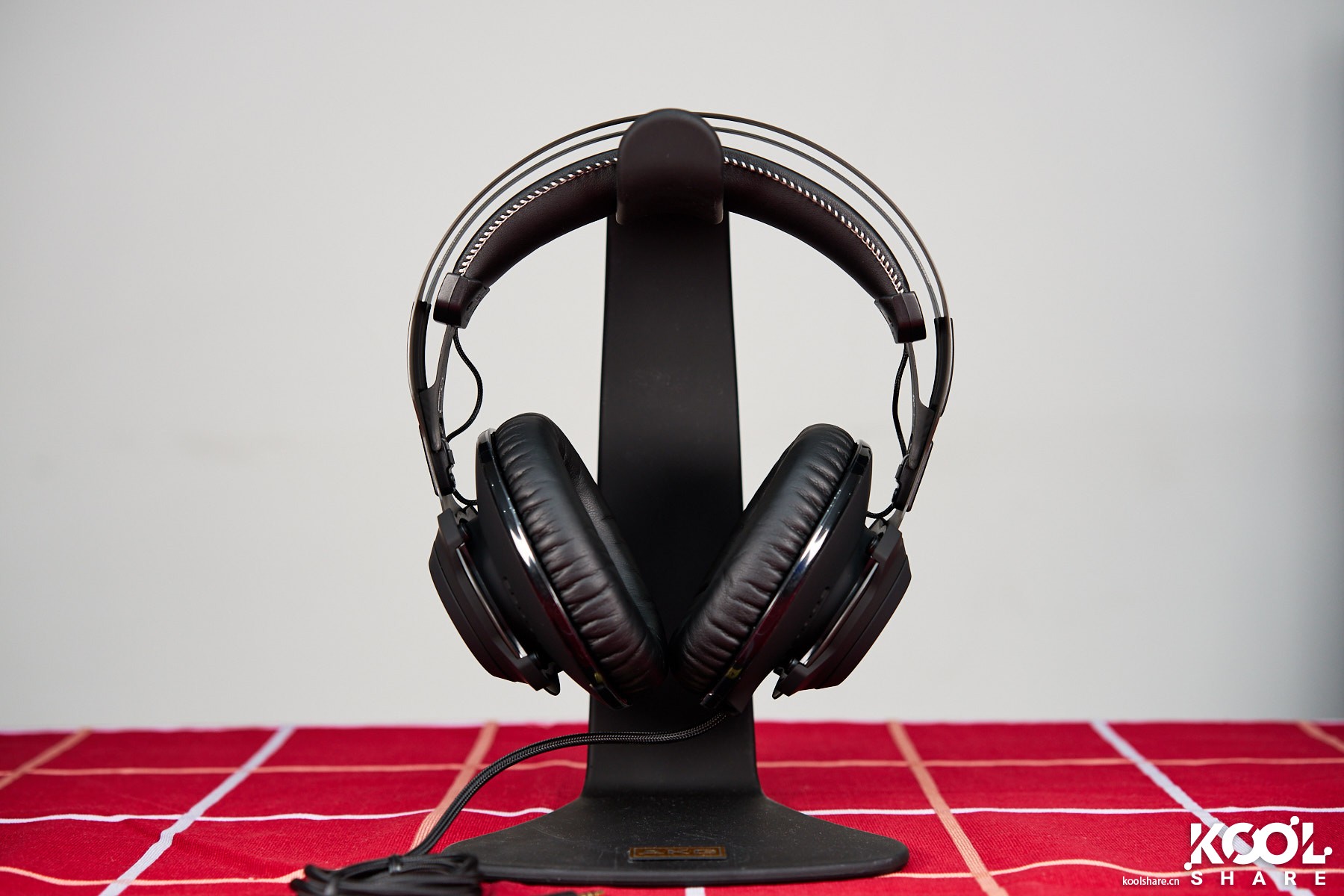 猛禽strix7.1耳机测评,华硕猛禽和金士顿黑鹰